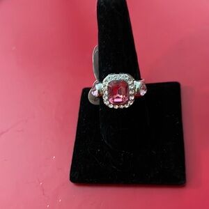 Beautiful silver Tone ring with a pink stone